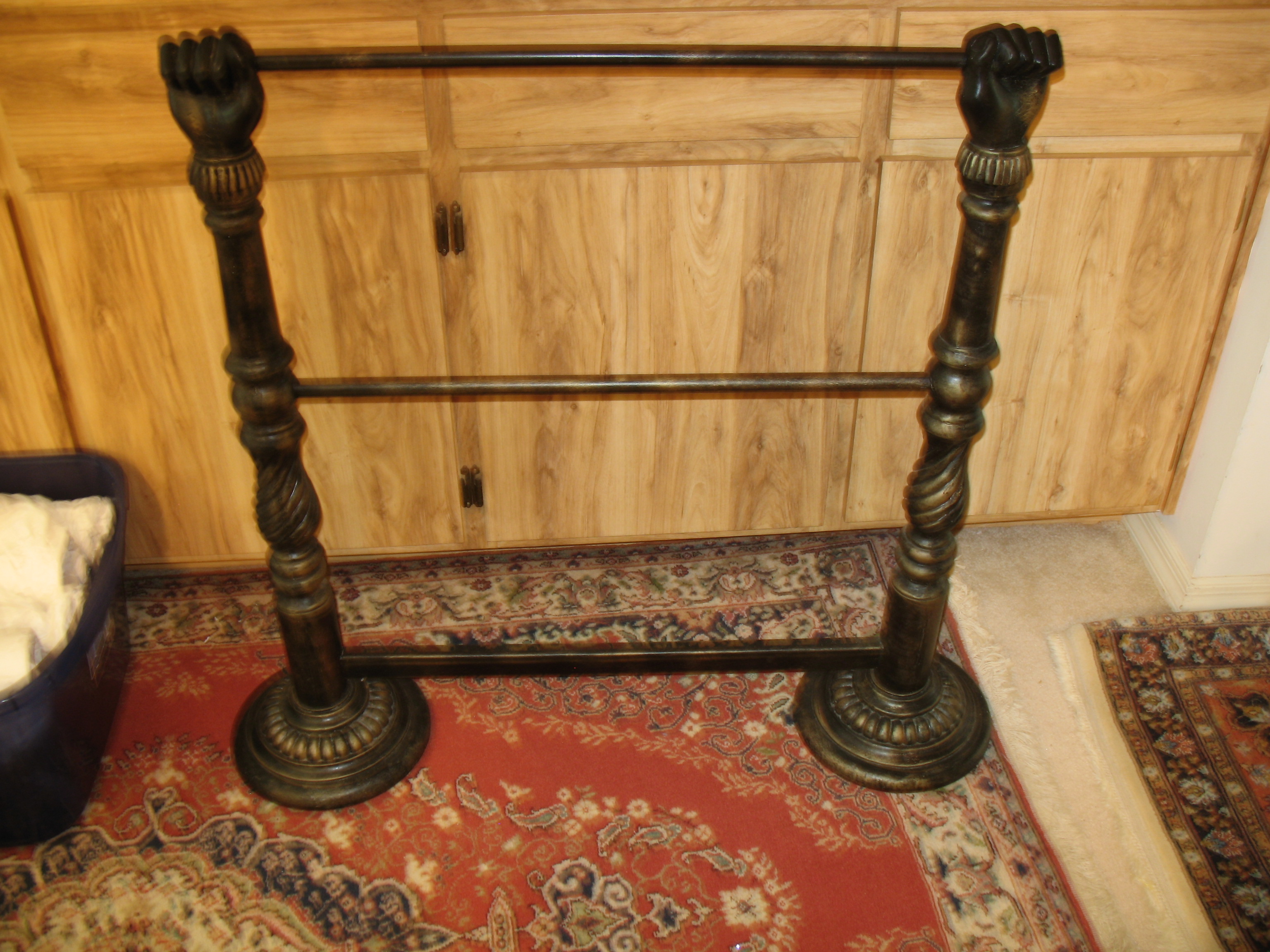 Metal Quilt Towel Rack InstAppraisal